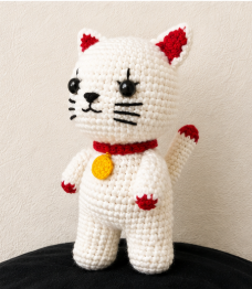 🐱Lucky White Cat Crochet Doll (8"x6")